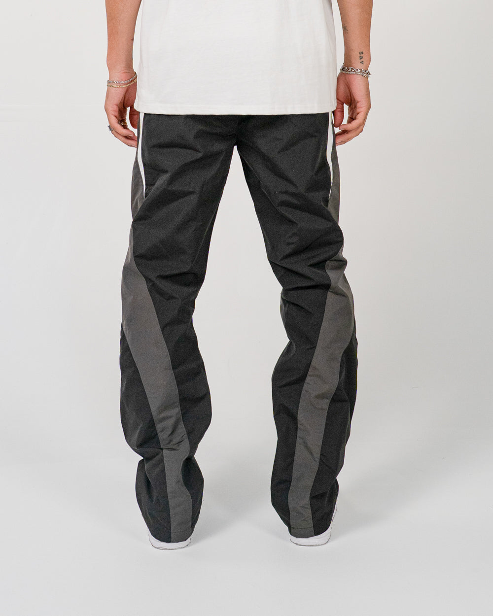 EPTM CROWN PANTS - BLACK