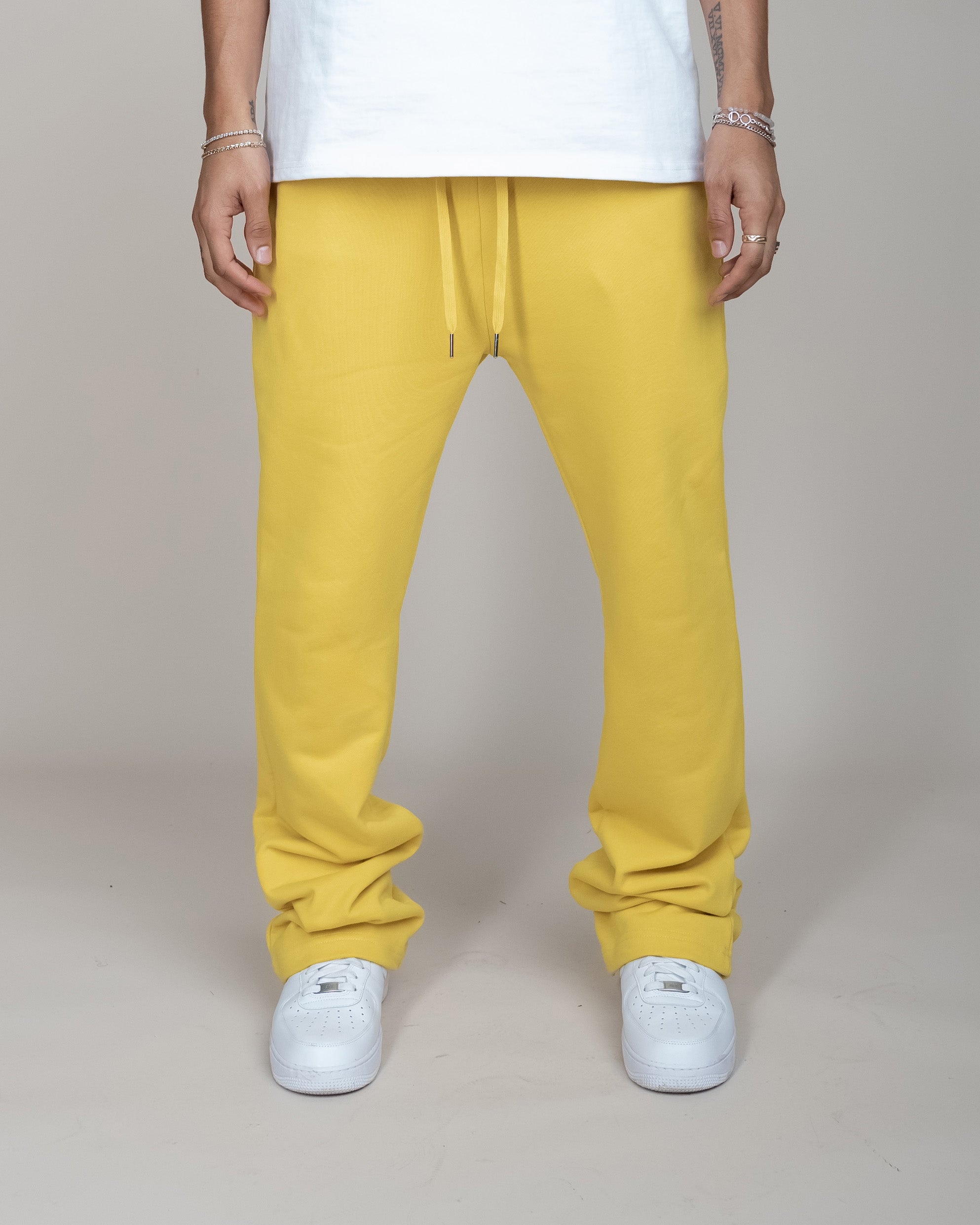 PERFECT FLARE SWEATPANTS-MUSTARD