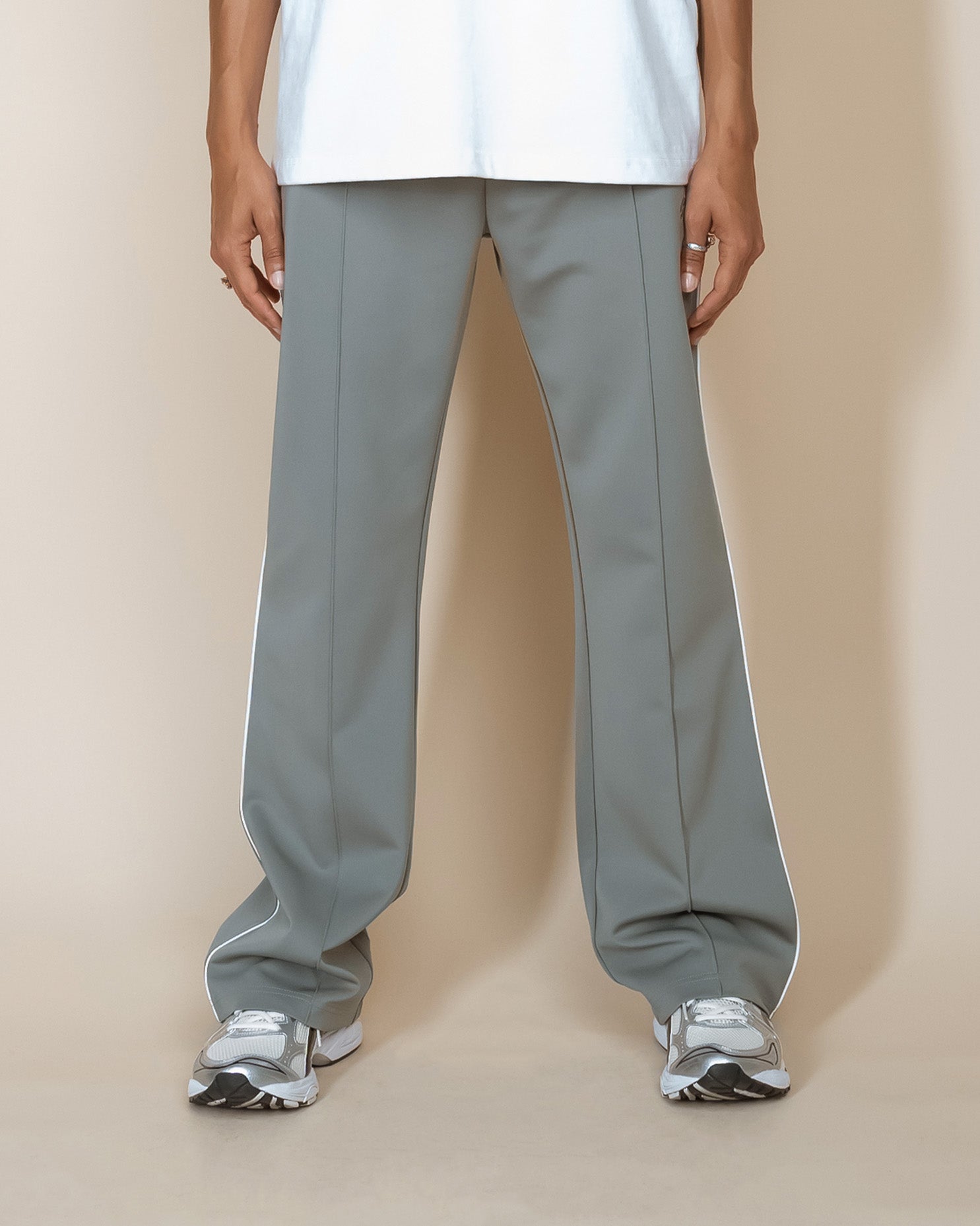 PERFECT PIPING TRACK PANTS - GREY