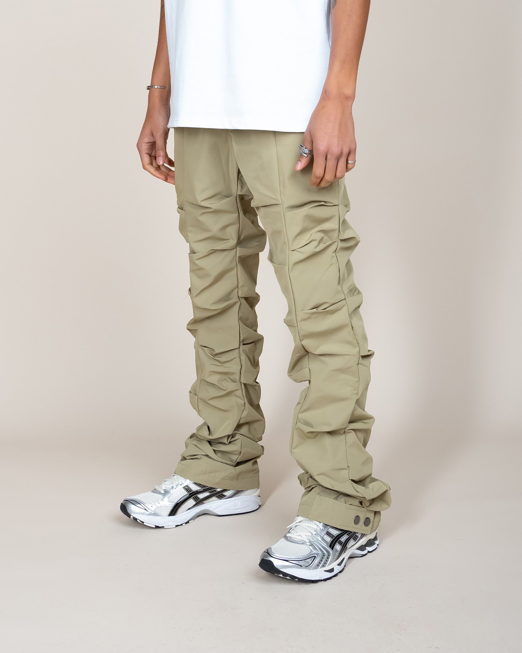 EPTM TEKNO FLARE PANTS-KHAKI