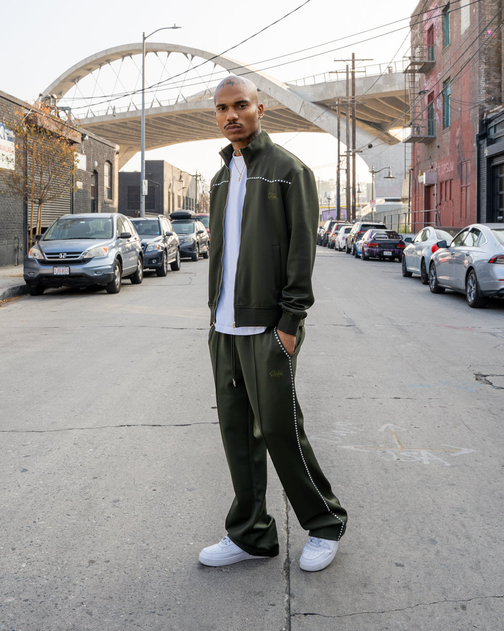 EPTM MARTINE TRACK PANTS - OLIVE