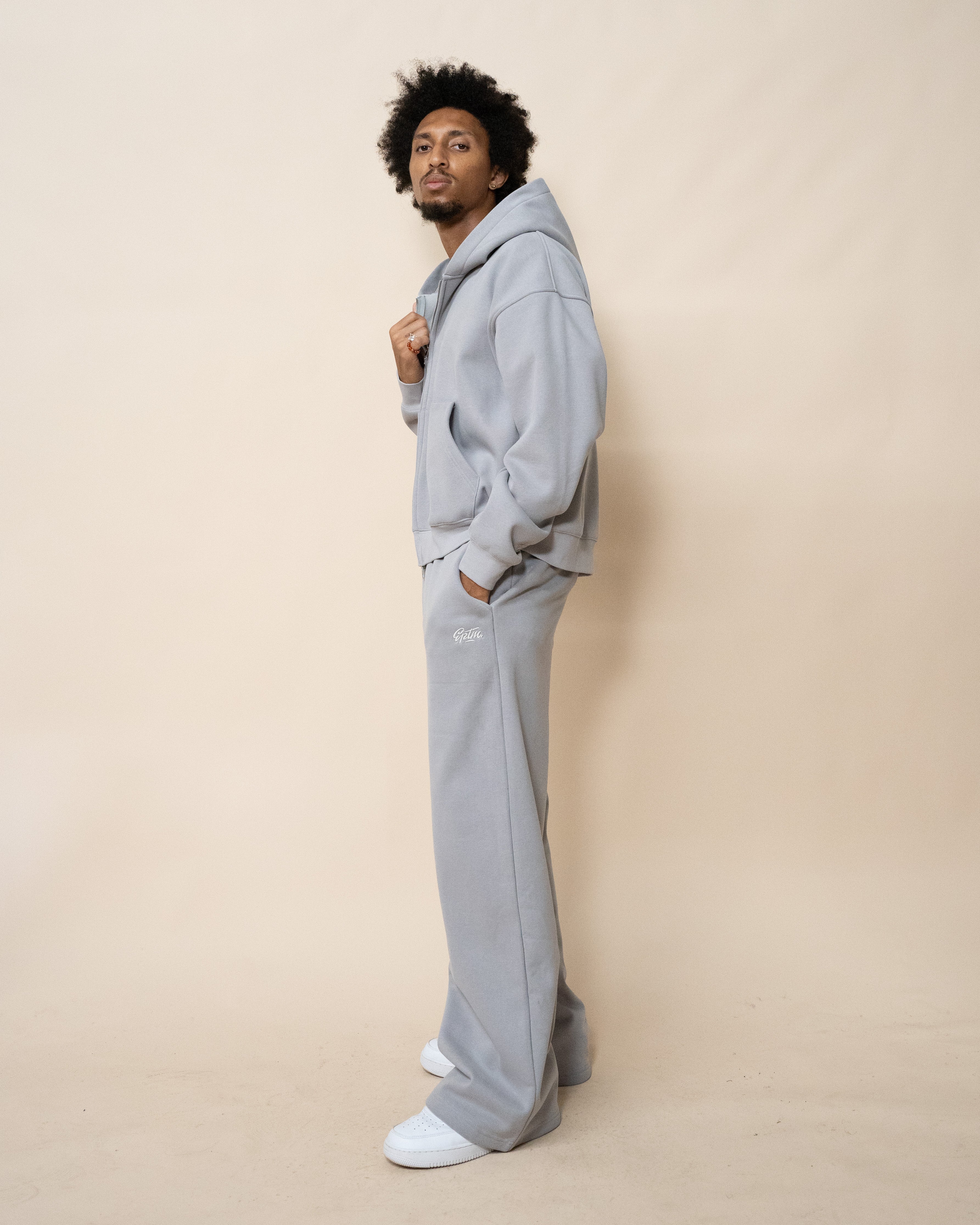 EPTM PERFECT BAGGY FLEECE PANTS - GREY