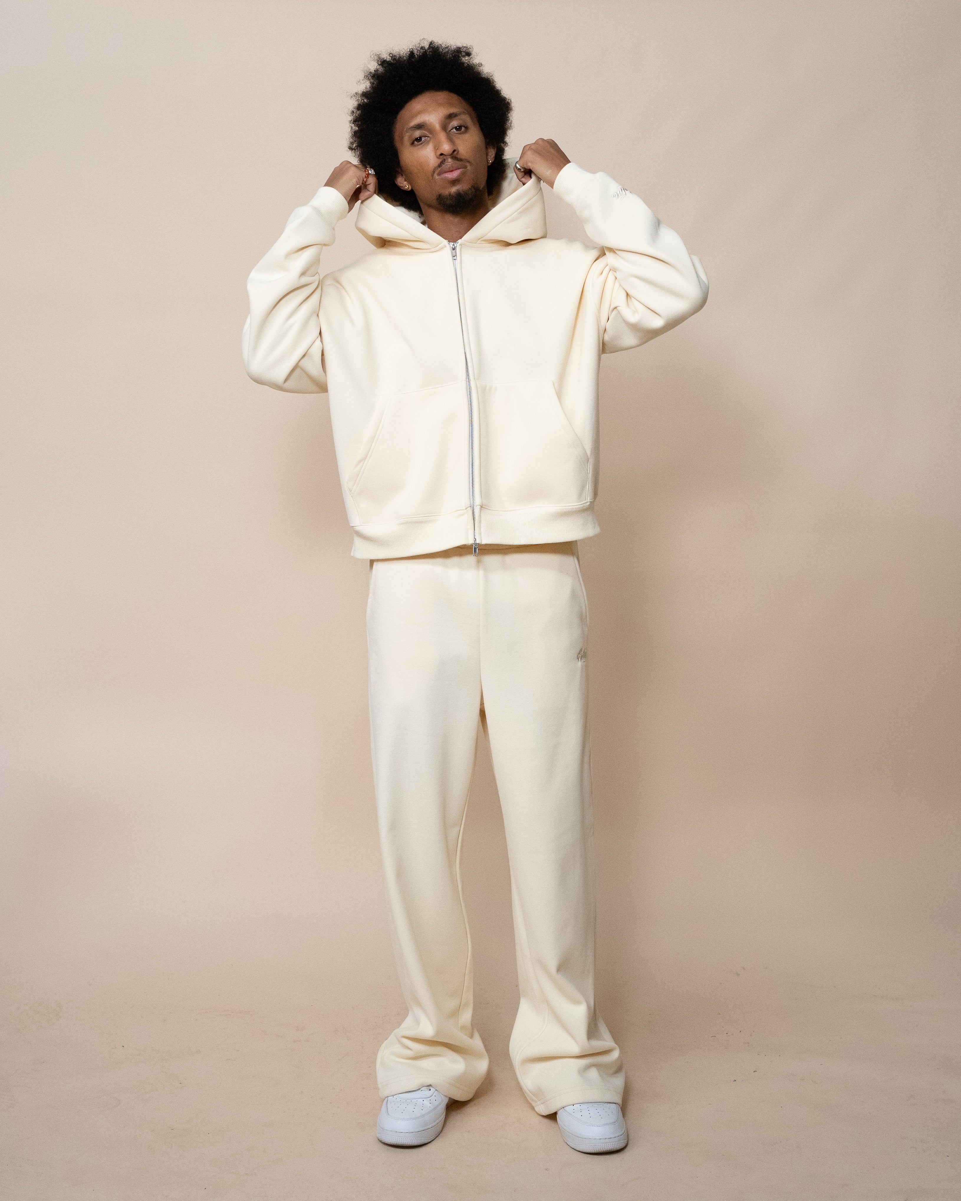 EPTM PERFECT BAGGY FLEECE PANTS - CREAM