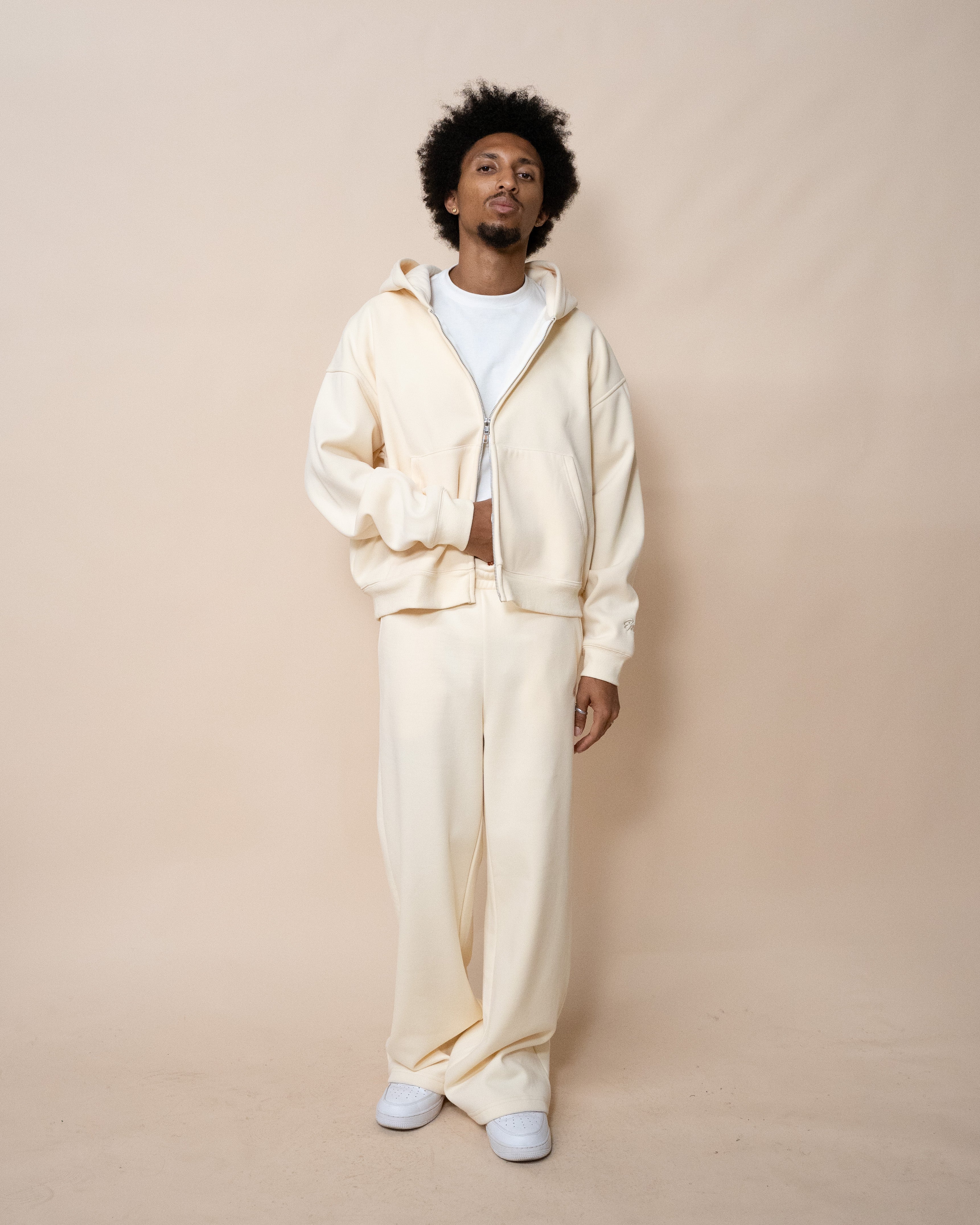 EPTM PERFECT BAGGY FLEECE PANTS - CREAM