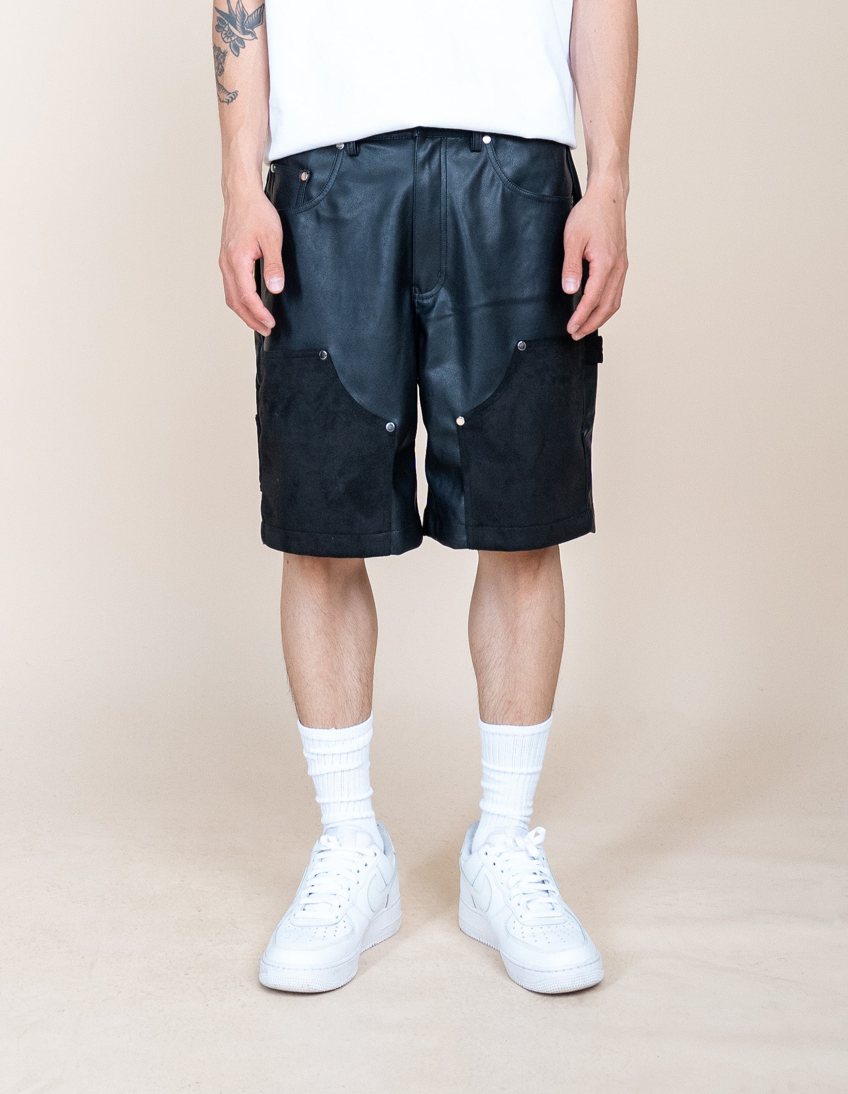 EPTM SAINT SHORTS - BLACK