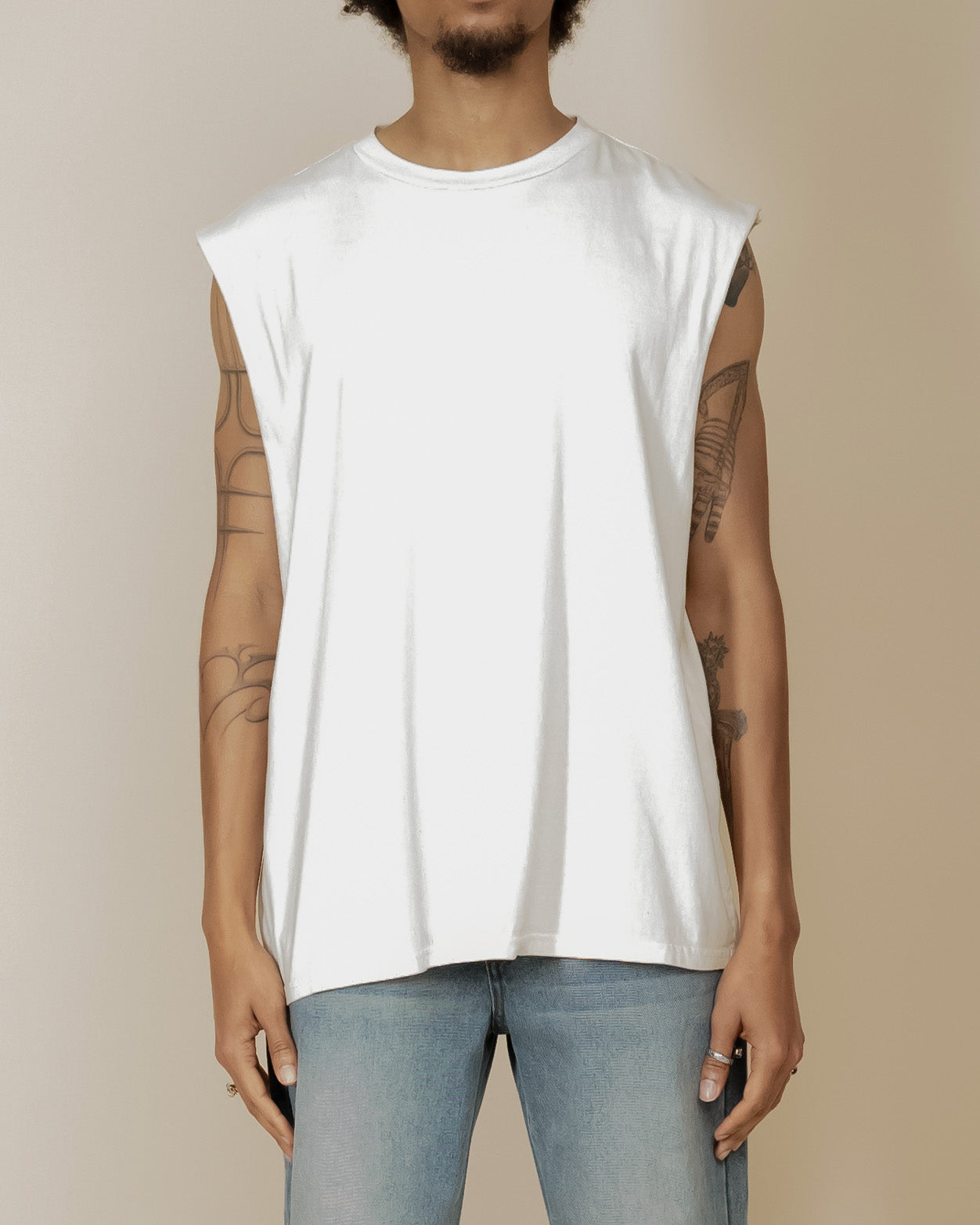 EPTM PERFECT SLEEVELESS TEE - CREAM