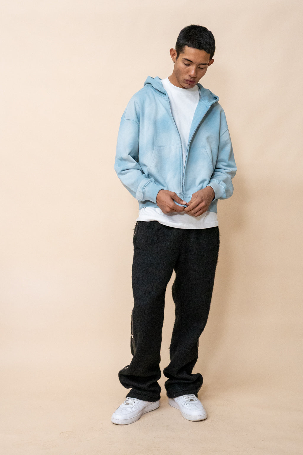 EPTM SUN FADED CROPPED ZIP UP HOODIE - SKY BLUE