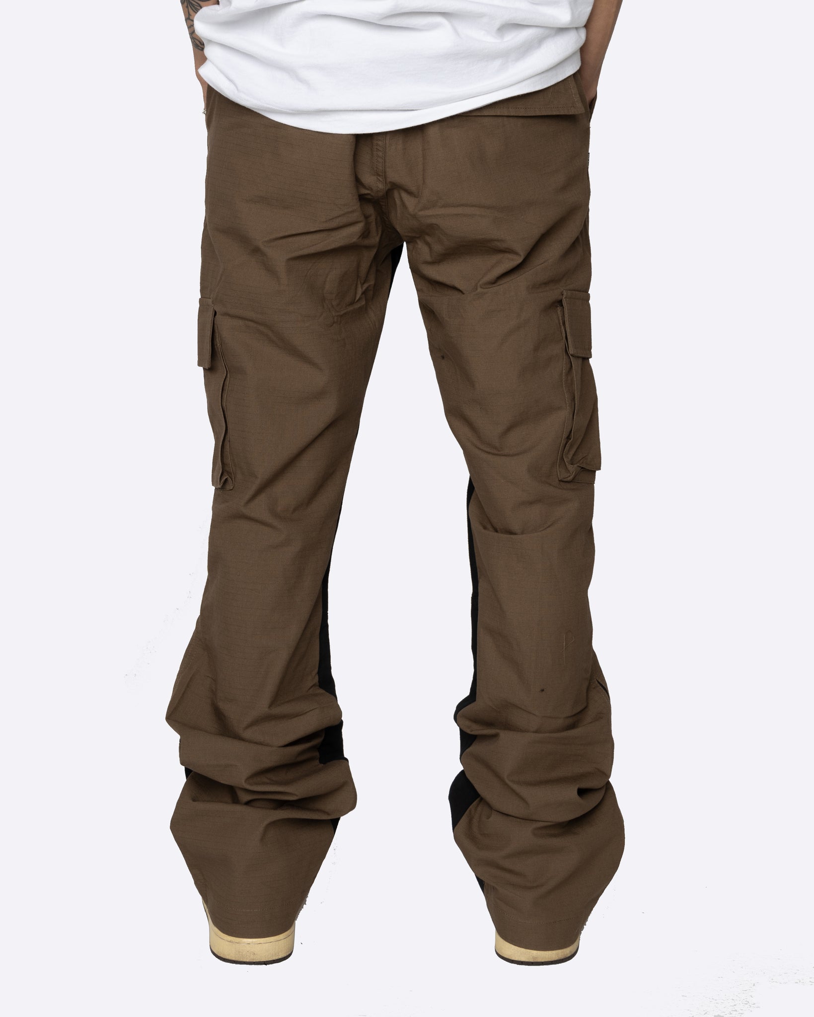 EPTM FLARE CARGO PANTS-BROWN