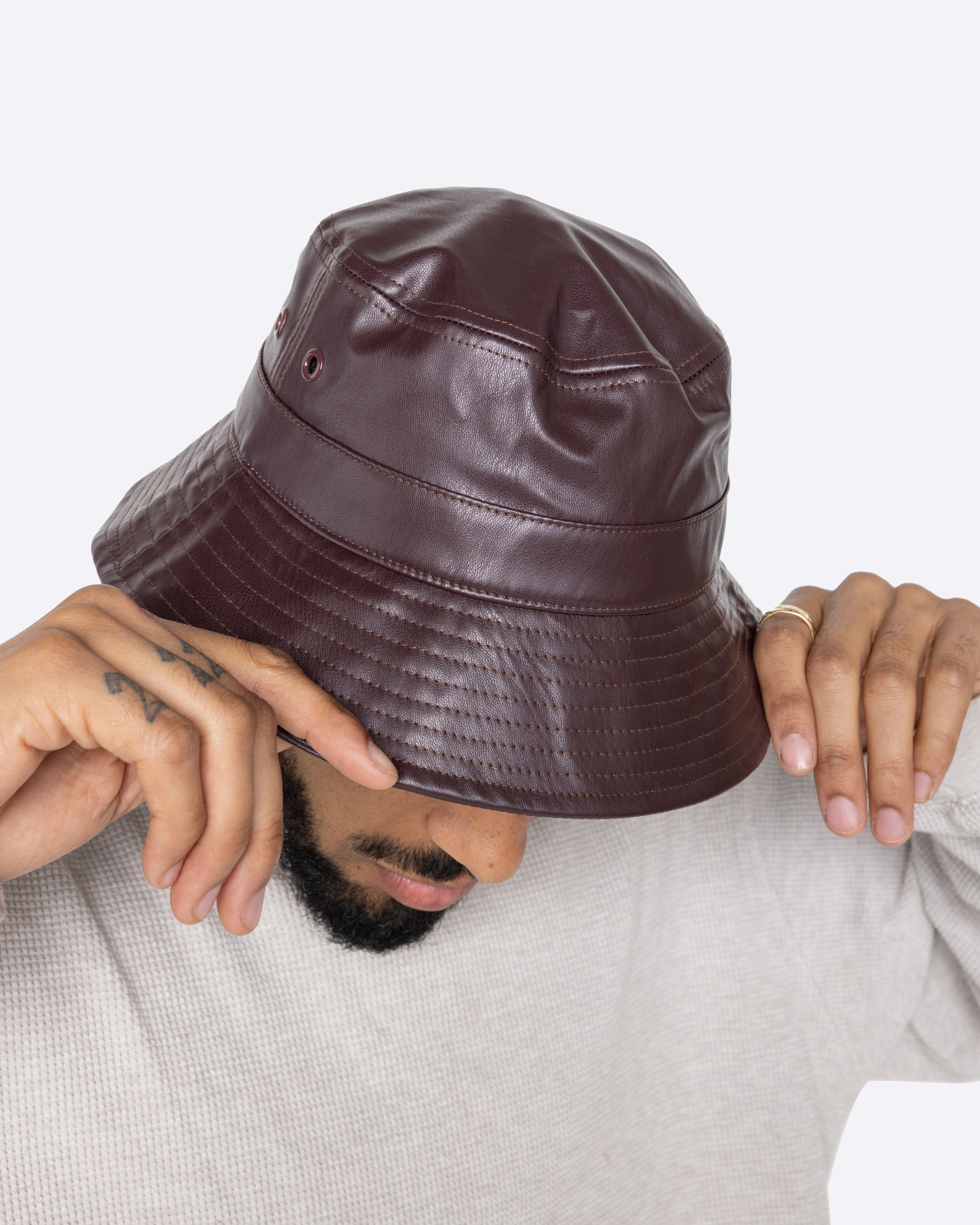 EPTM BAYMAN BUCKET HAT-CHOCOLATE